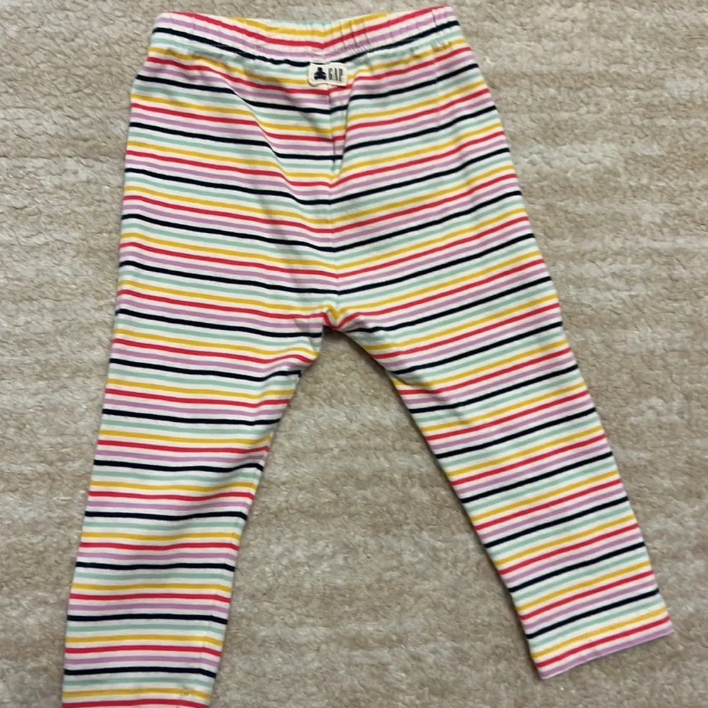 Adorable Baby Girls Baby Gap Striped two piece outfit with peplum top!